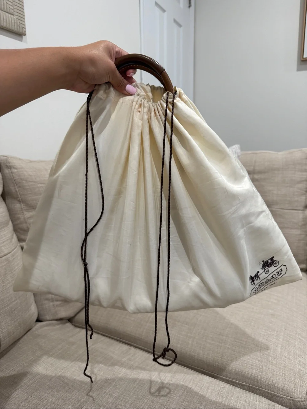 Vintage Coach White Leather Shoulder Tote with Brown Trim